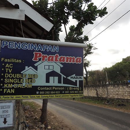 Penginapan Pratama By Zuzu Brono Exterior photo